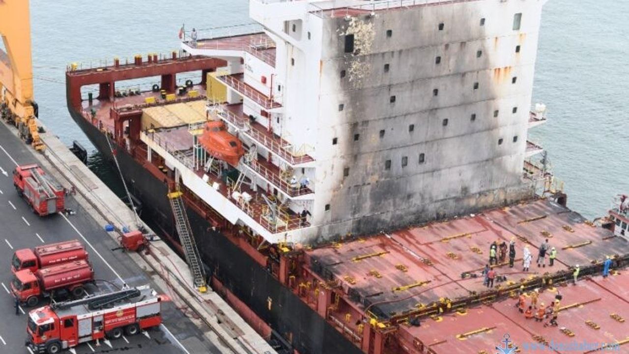 Explosion et Incendie sur un Navire Porte-Conteneurs MSC au Port de Colombo : Un Signal d'Alerte pour la Sécurité Maritime